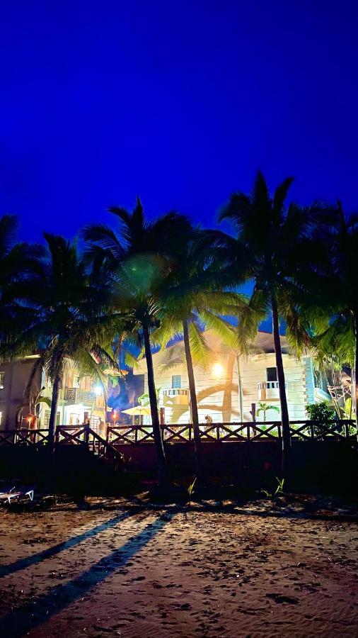 La Playita Hotell Lalawigan Eksteriør bilde